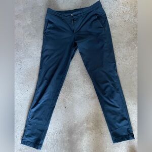Lululemon Commission 34x34 Skinny Fit Chinos